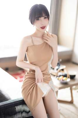 膚白貌美的妹子林星闌身材甚是可口