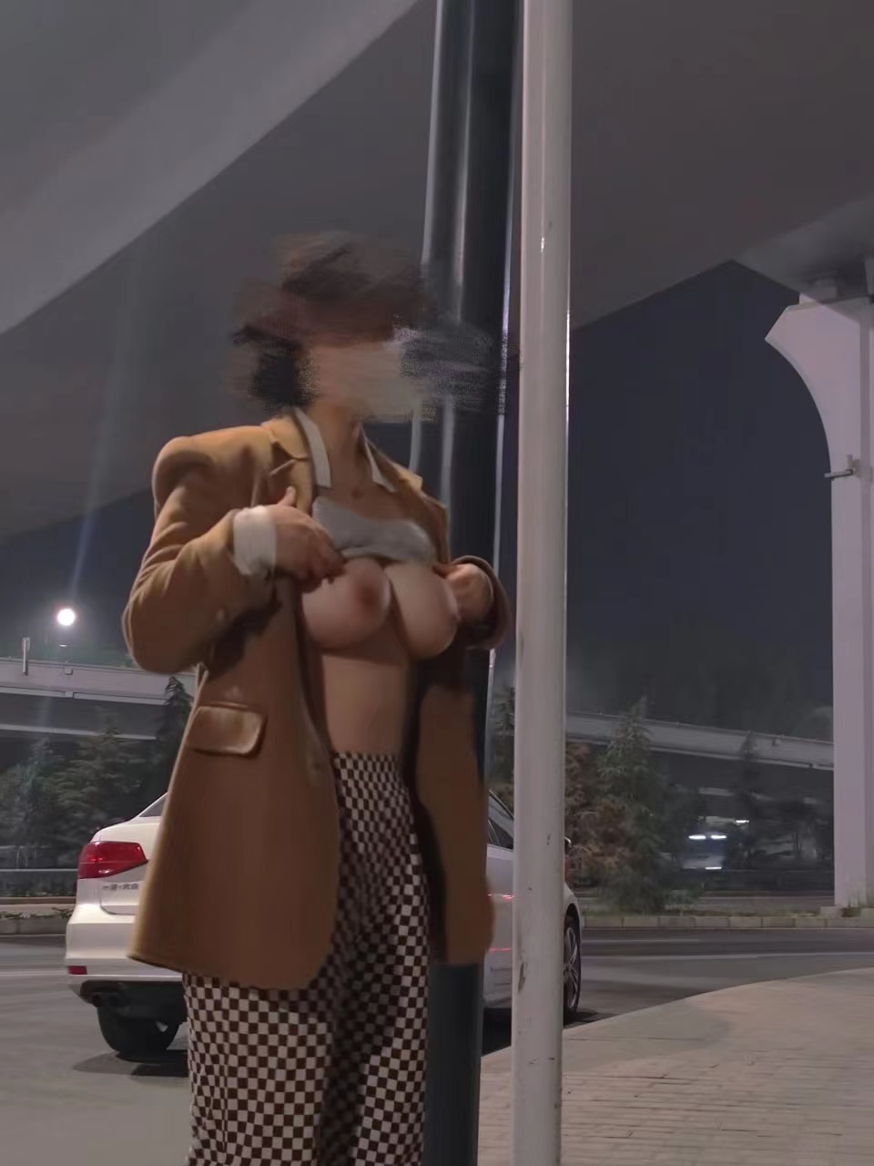 露出 人前的騷才是真的騷