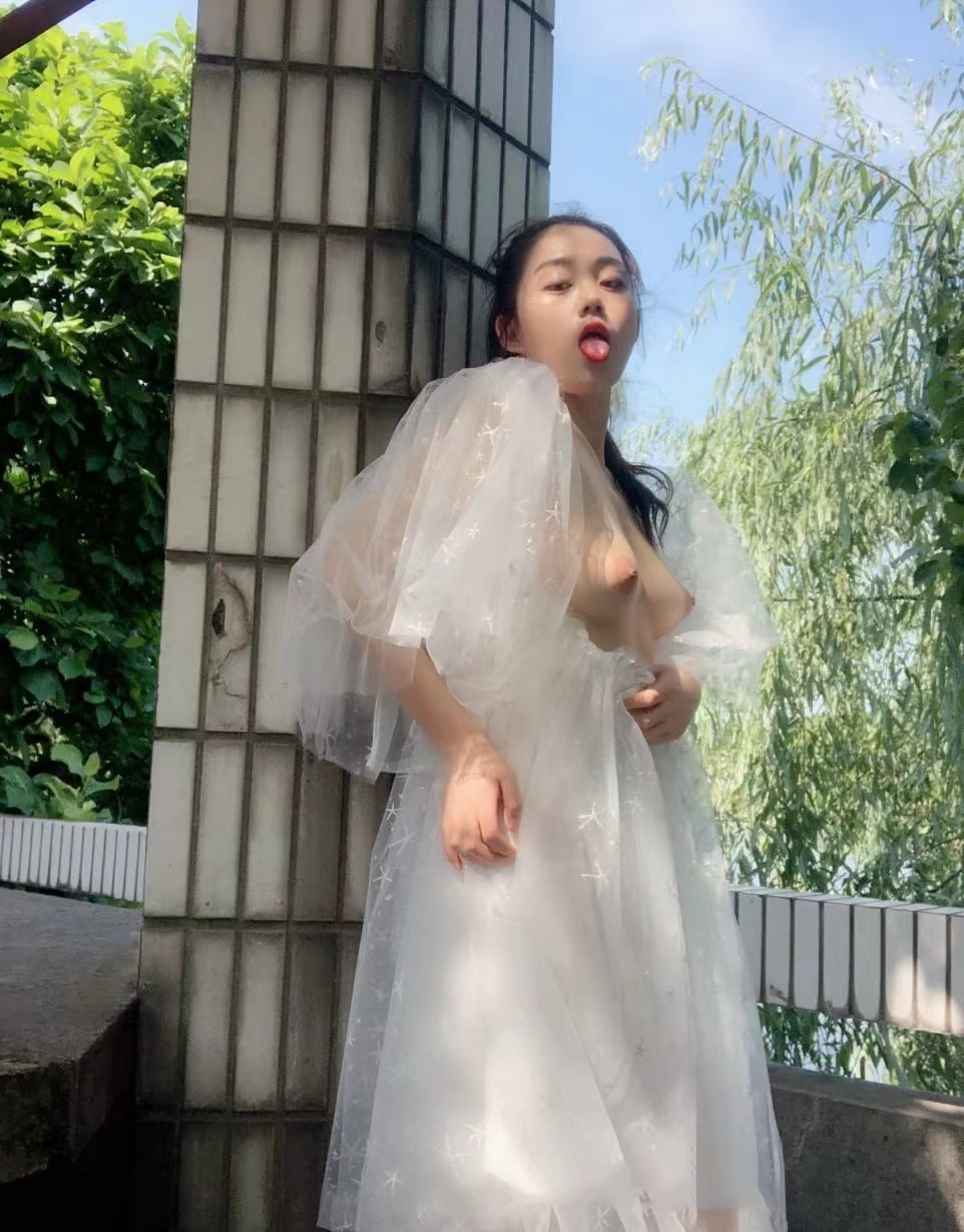 露出，人前的騷才是真的騷 20231017