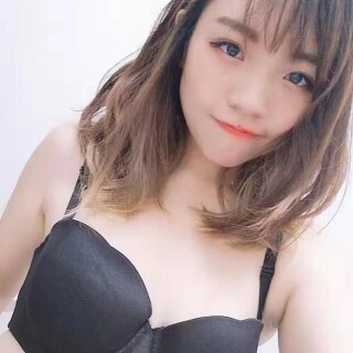 反差的嫩妹