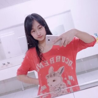 反差的嫩妹