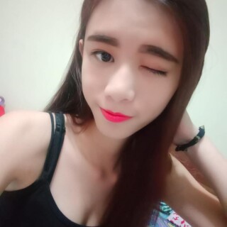 反差的嫩妹