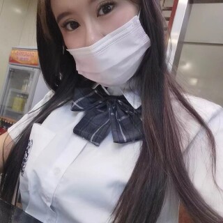 反差的嫩妹