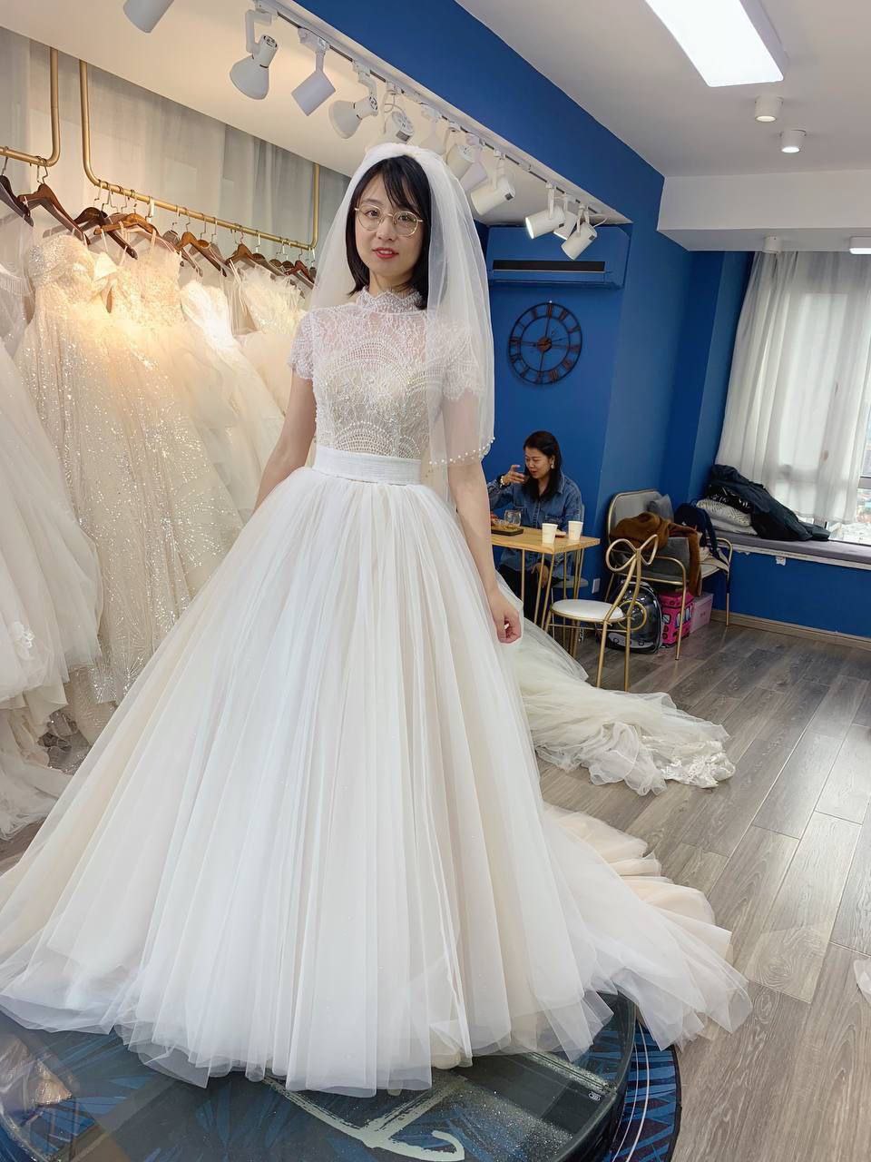 不怕反差婊有文化，就怕反差婊戴眼鏡[118P]