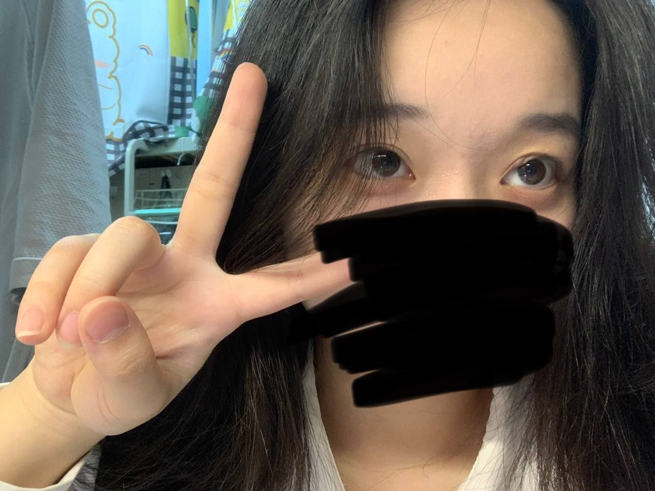 反差婊反差婊，人前人后反差懸殊，你愛我也愛 [35P]