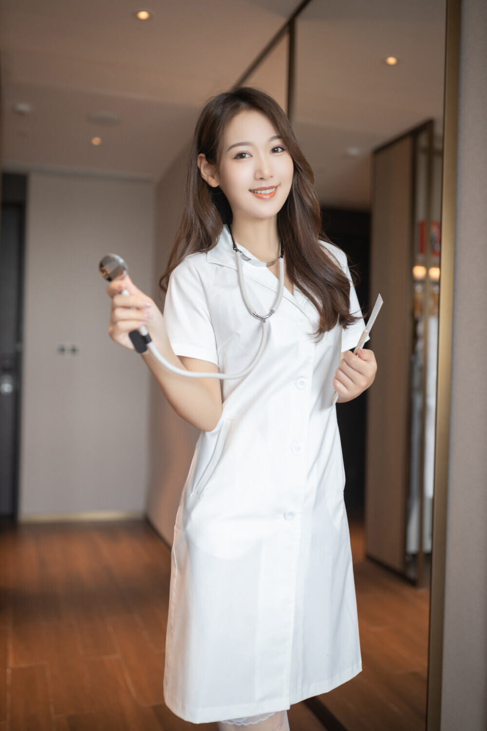 純情騷醫生純欲到極致