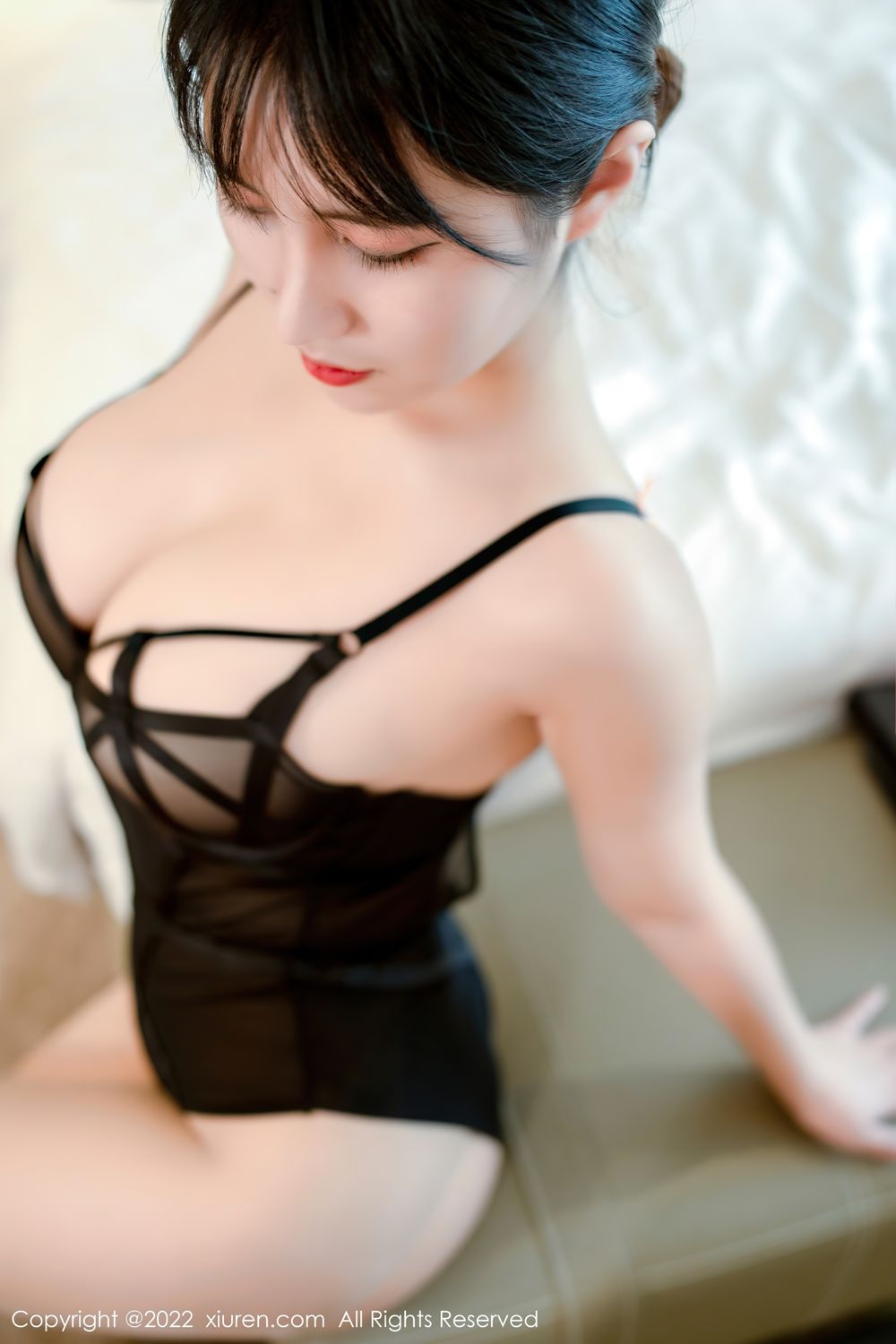 豐乳肥臀圖片