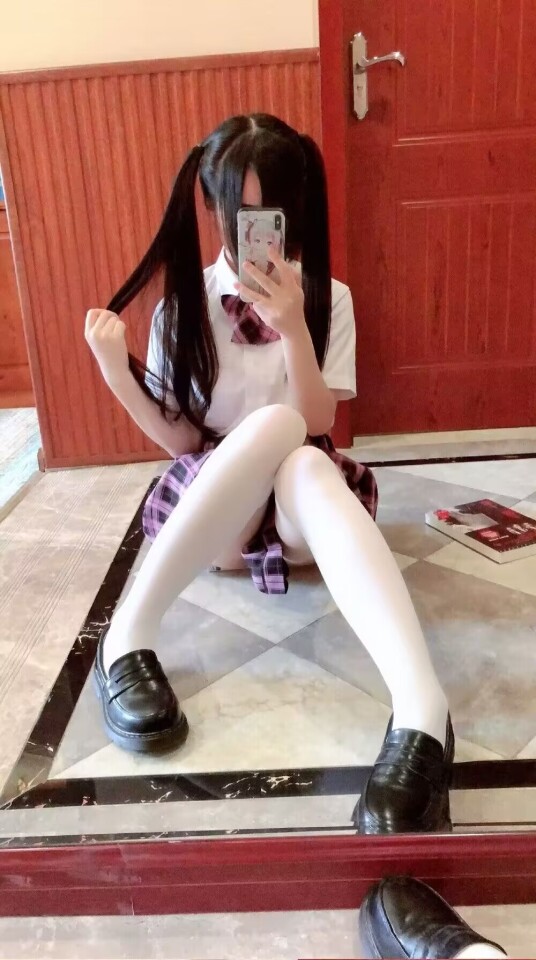 青春的馬尾辮姑娘