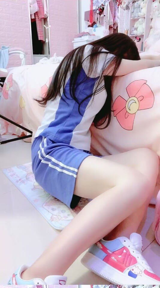 青春的馬尾辮姑娘