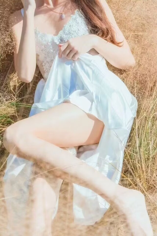 青春的馬尾辮姑娘