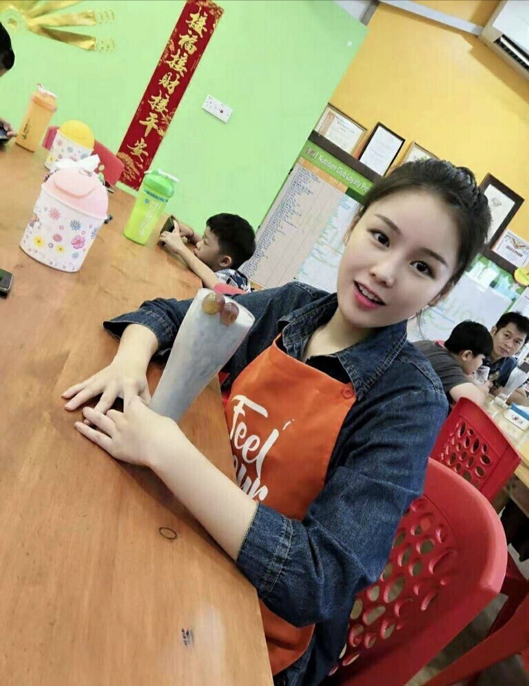 露臉騷妹子來了[98P]