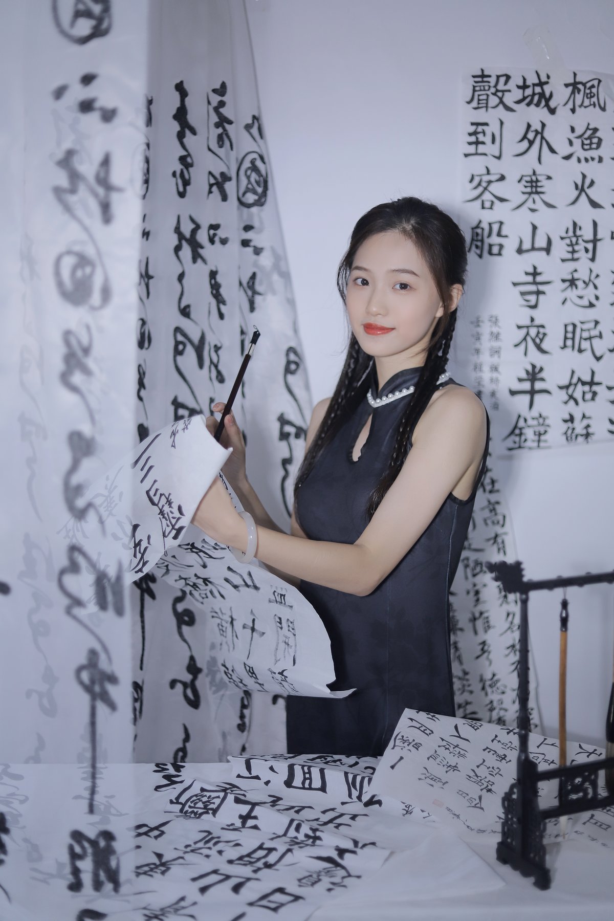 素人［28P］