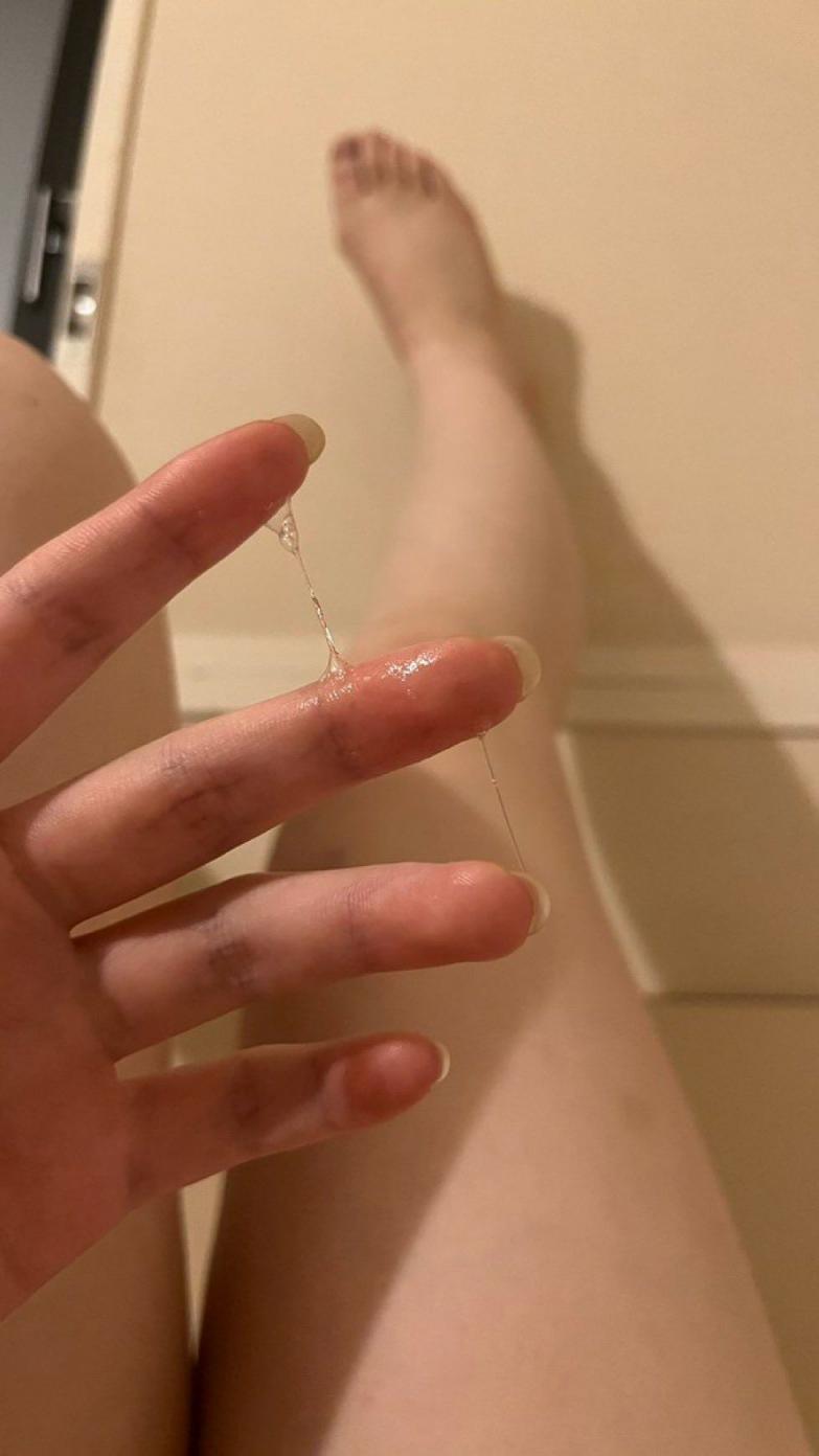少婦若隱若現的誘惑