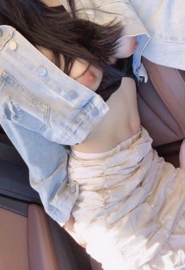 少婦若隱若現的誘惑