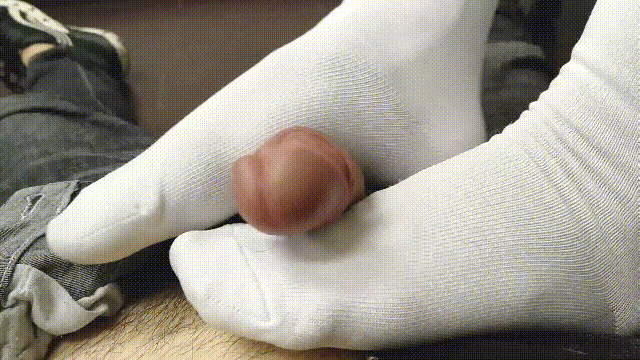 足交的快樂。。足控必入。。量大管飽