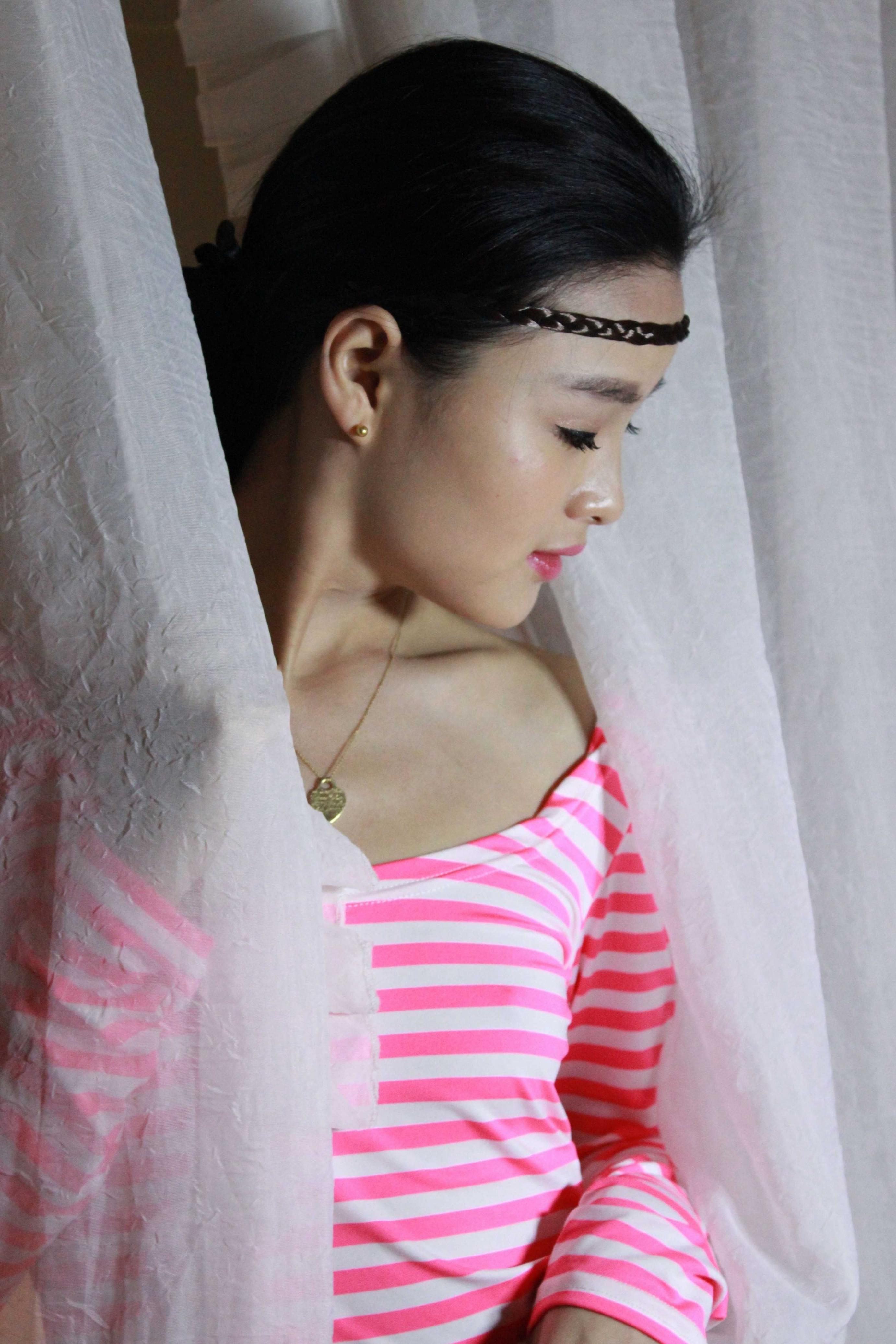 這小少婦感覺(jué)還挺不錯(cuò)的