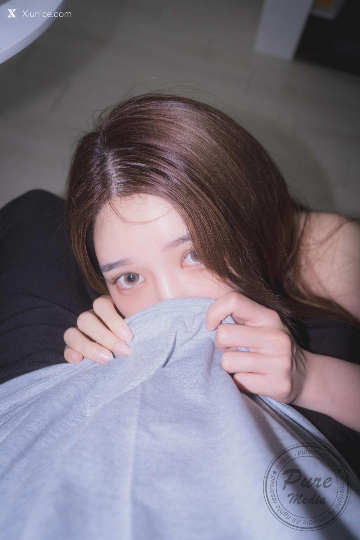 最近很火的含著內褲的女孩Yeha套圖