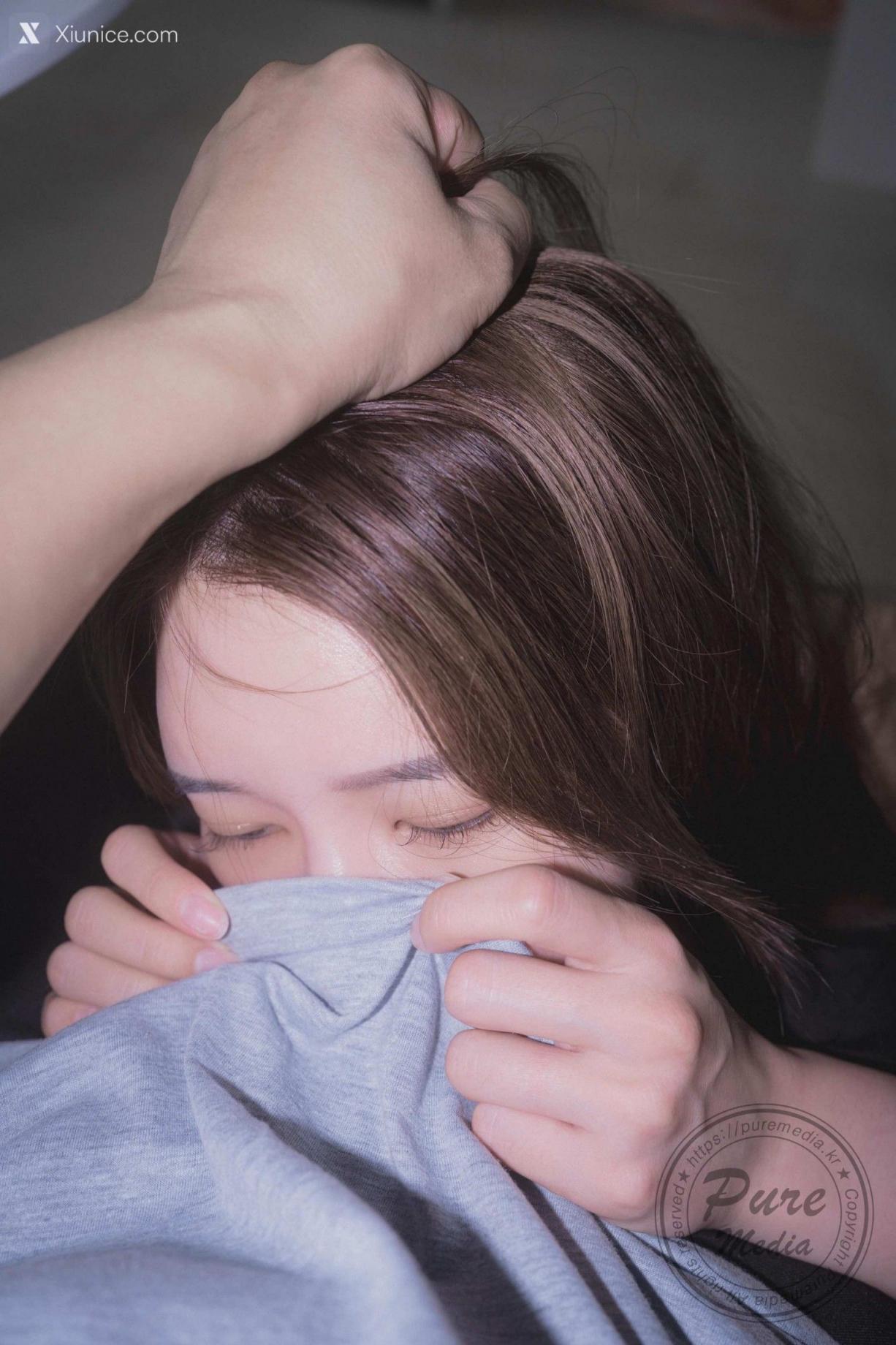 最近很火的含著內褲的女孩Yeha套圖