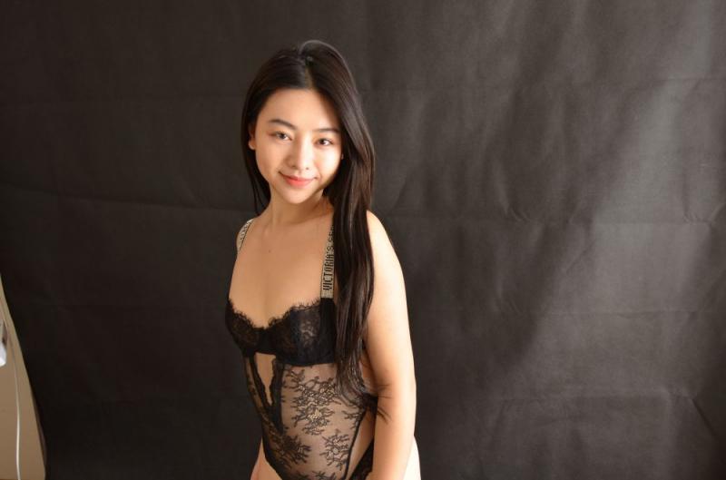 氣質柔美極品人妻的感覺