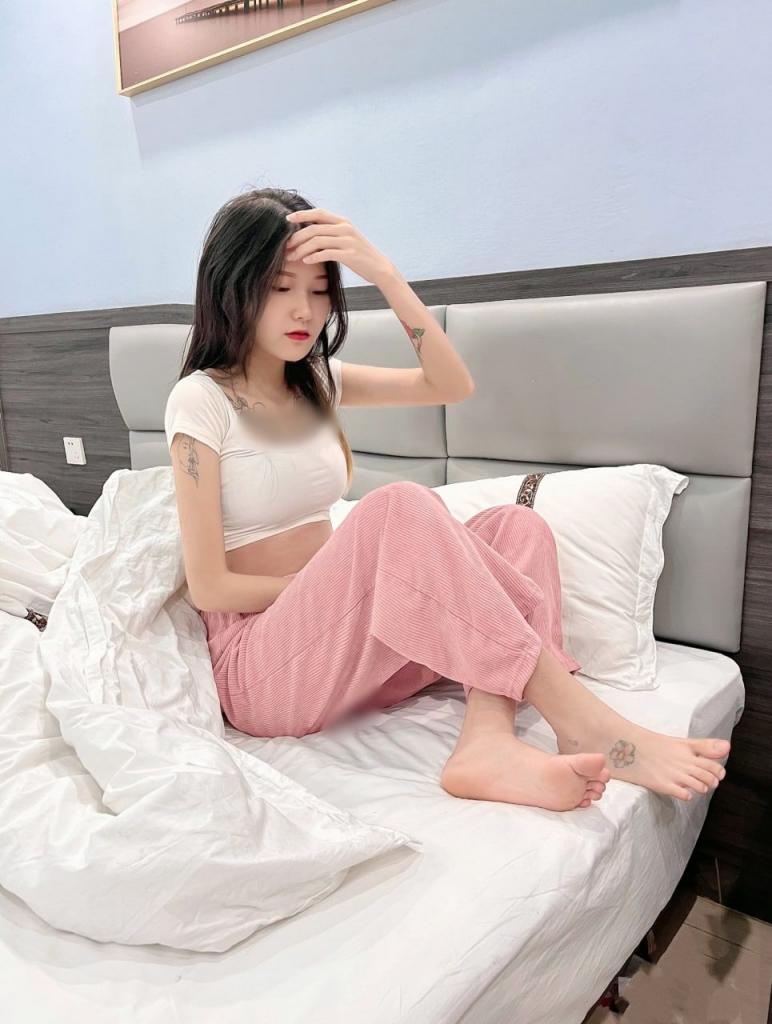 [美足分享] 喜歡美美的香噴噴可舔可嘬的腳丫丫