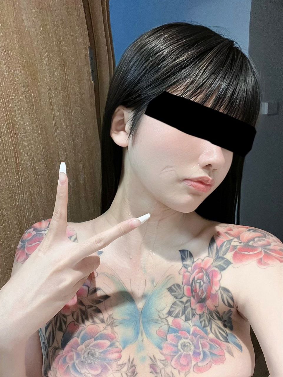 艸了這個社會女滿背棒子不得硬一圈