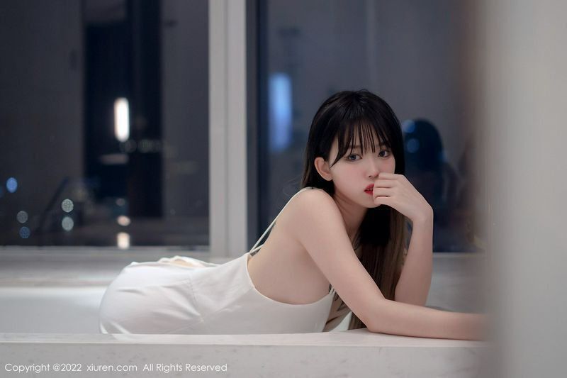 奶瓶. 完整版無水印寫真