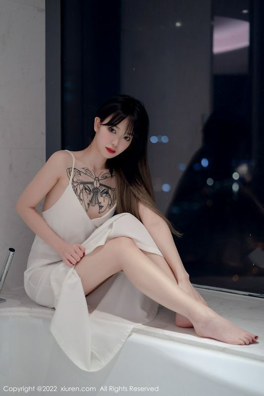 奶瓶. 完整版無水印寫真