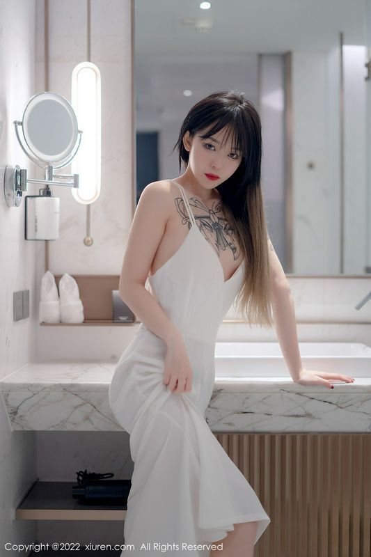 奶瓶. 完整版無水印寫真