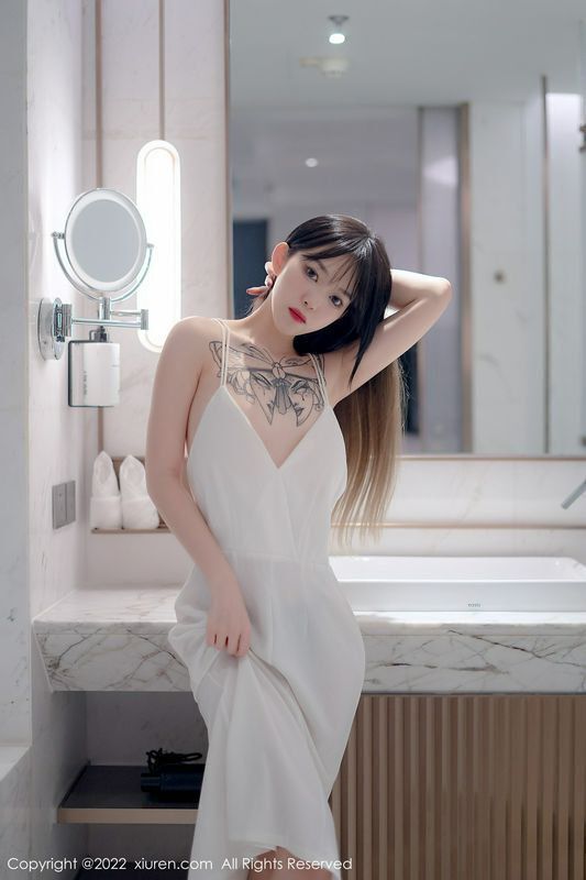 奶瓶. 完整版無水印寫真