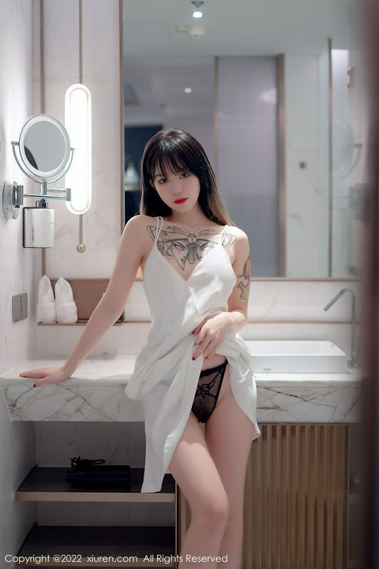 奶瓶. 完整版無水印寫真