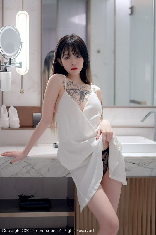 奶瓶. 完整版無水印寫真