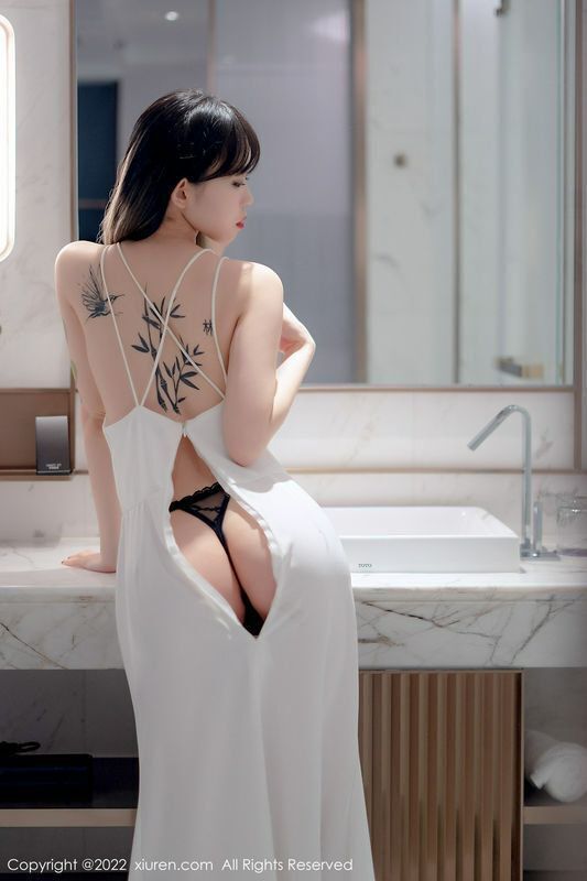 奶瓶. 完整版無水印寫真
