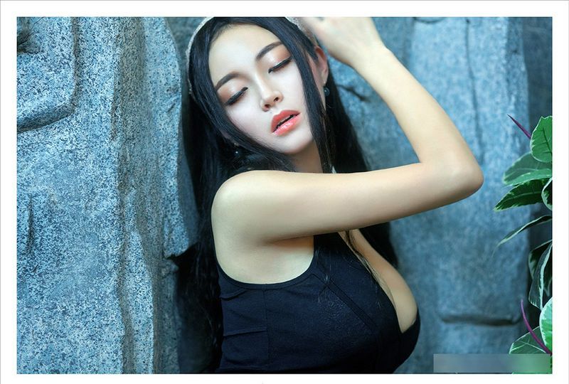 嫩模潘春輝私房寫真