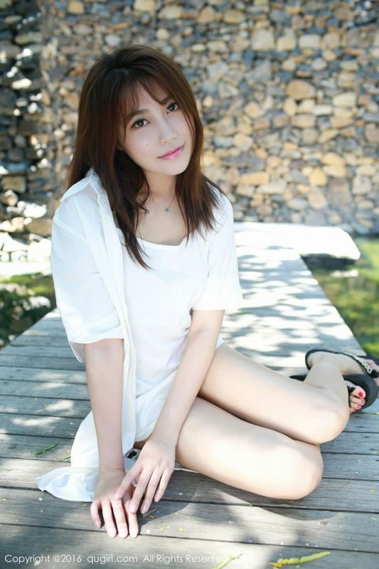 許諾Sabrina性感寫真