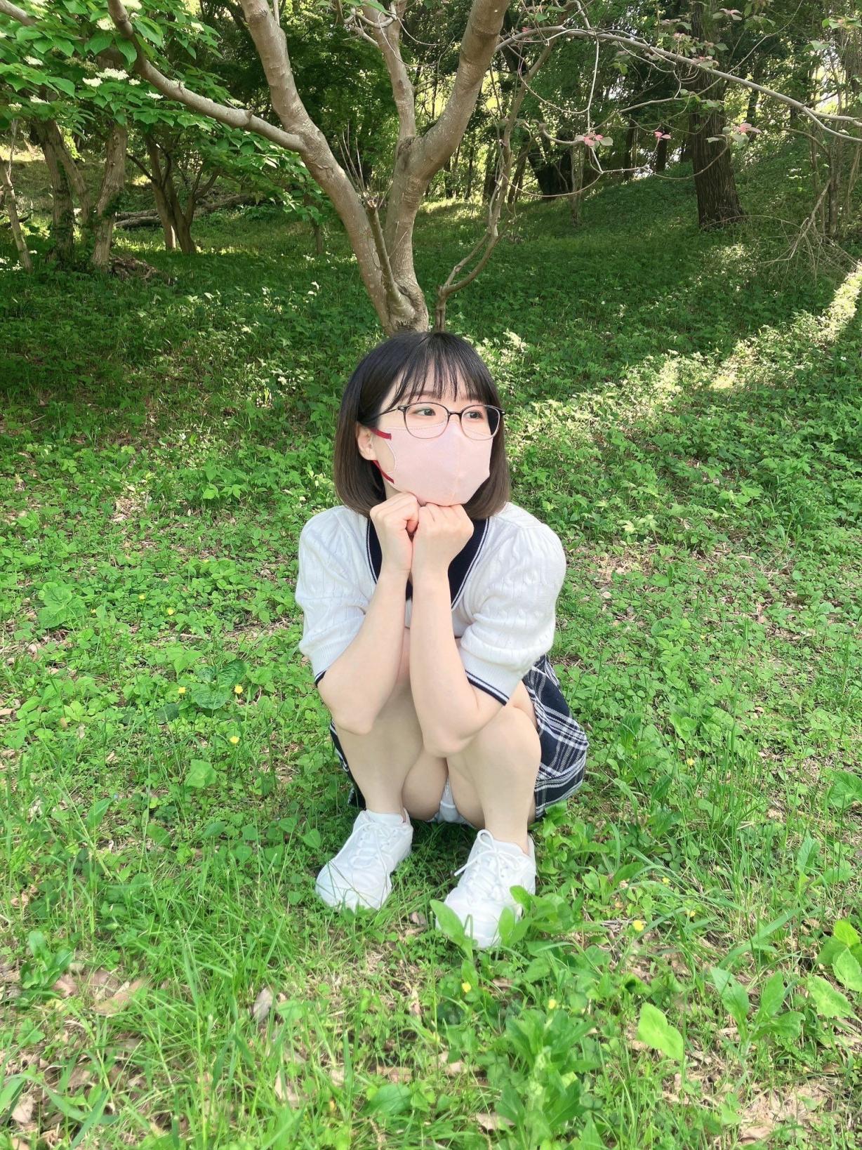 日式女孩不愛穿內衣
