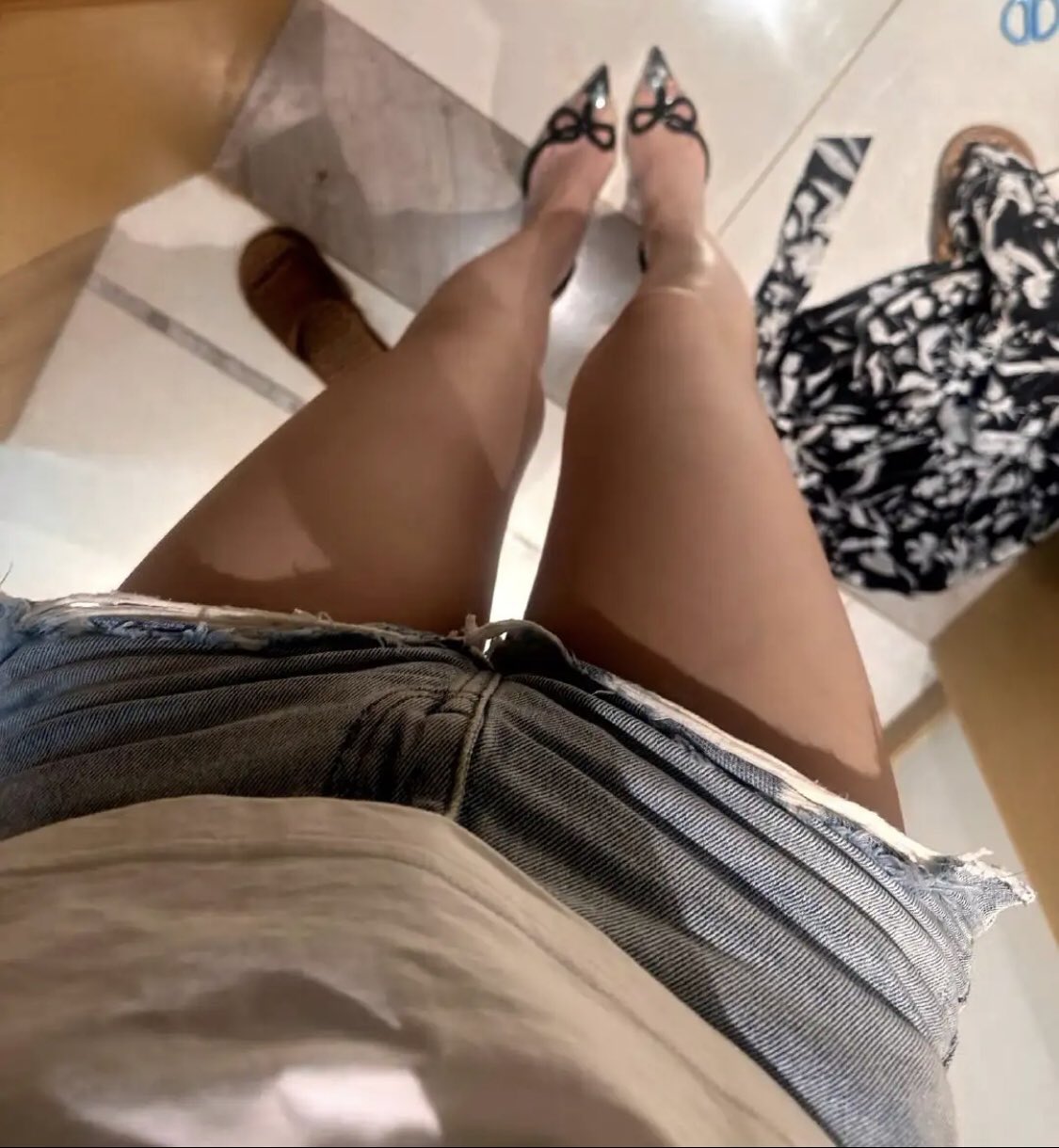 萬千嬌媚美少婦[100P]