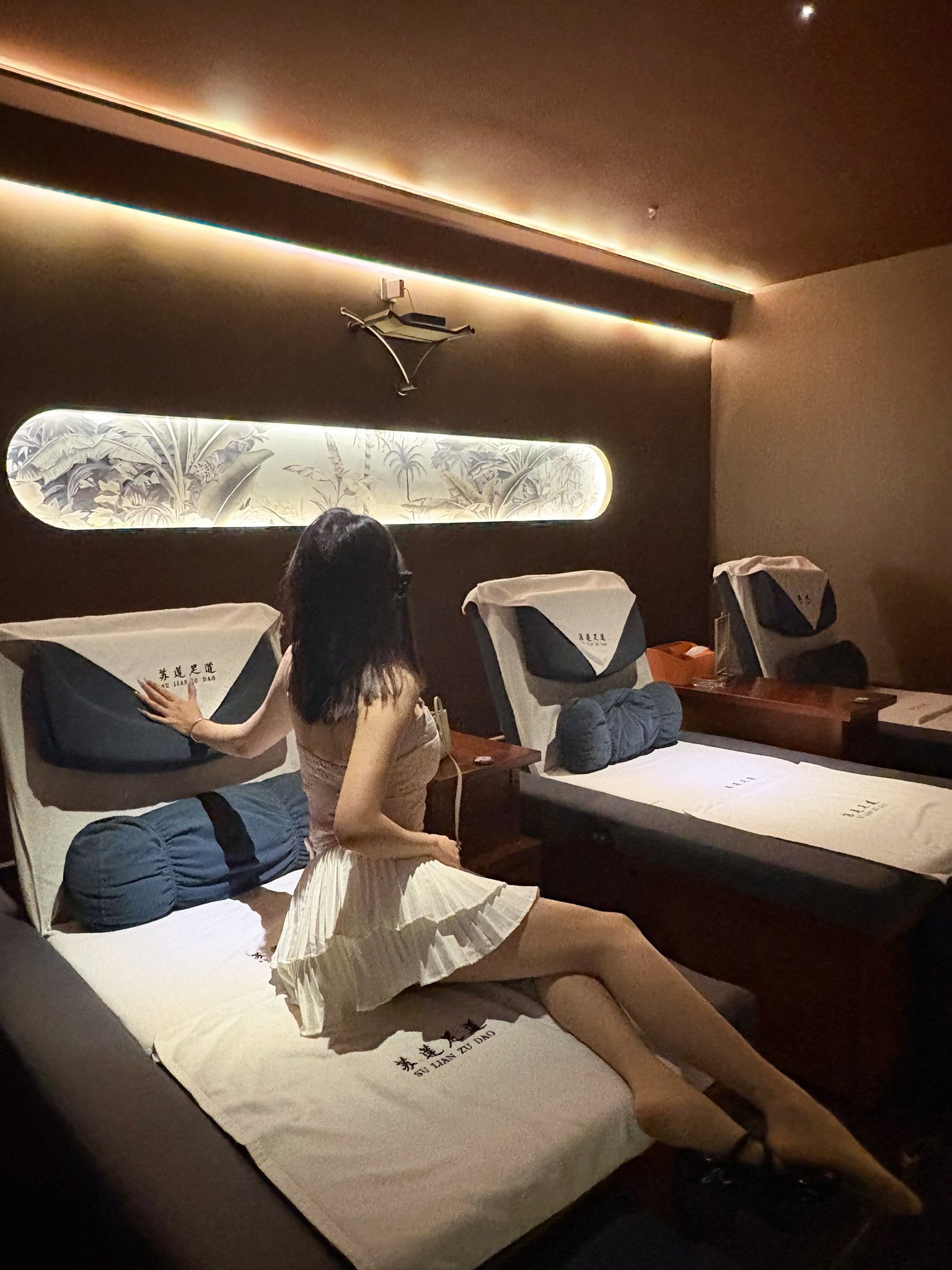 萬千嬌媚美少婦[100P]