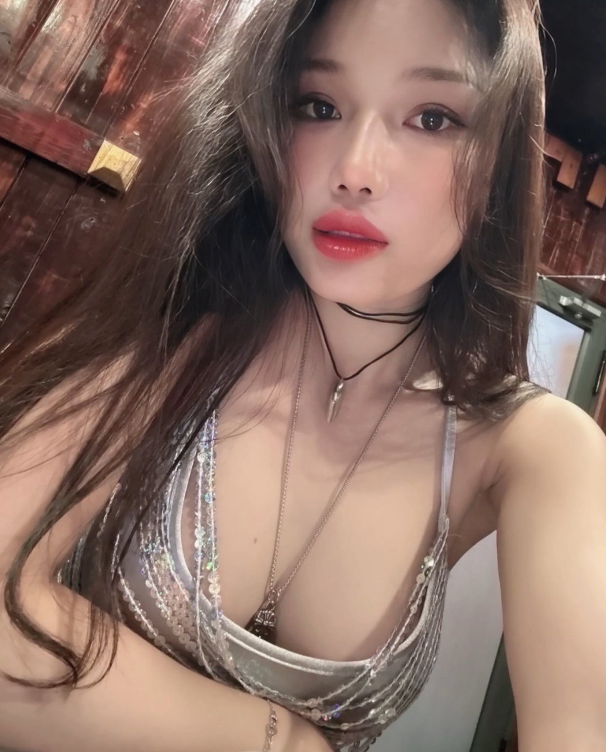 萬(wàn)千嬌媚美少婦[100P]