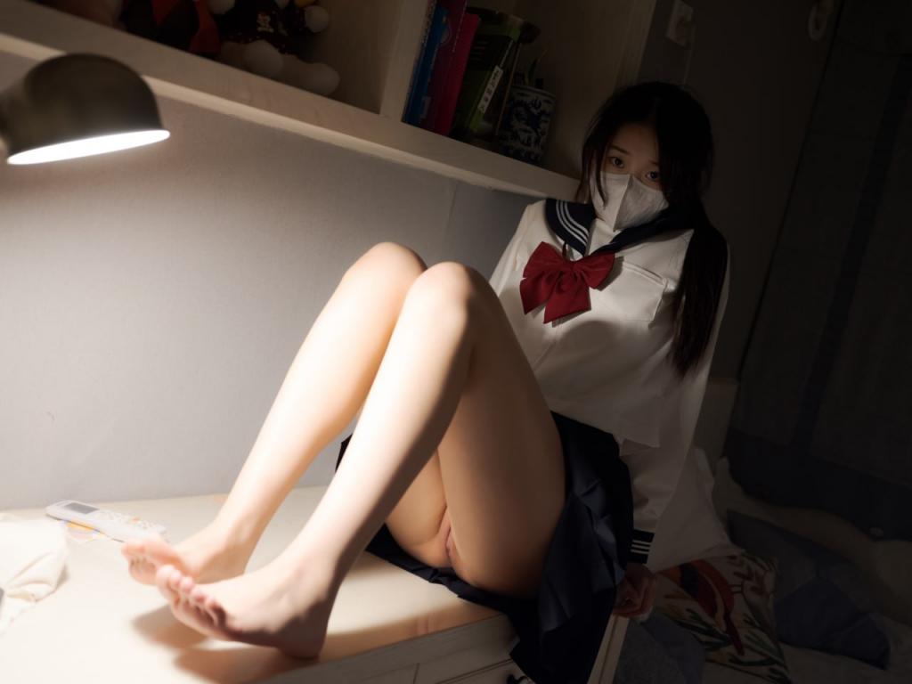 眼若秋水，顧盼生情。[100P]