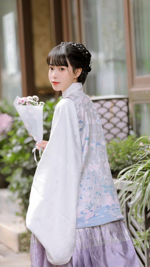 會玩Cosplay的美女[20P]