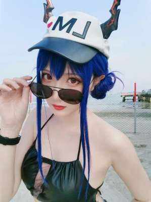 會(huì)玩Cosplay的美女[20P]