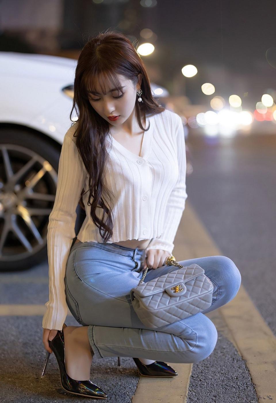 氣質(zhì)美女你喜歡嗎[55P]