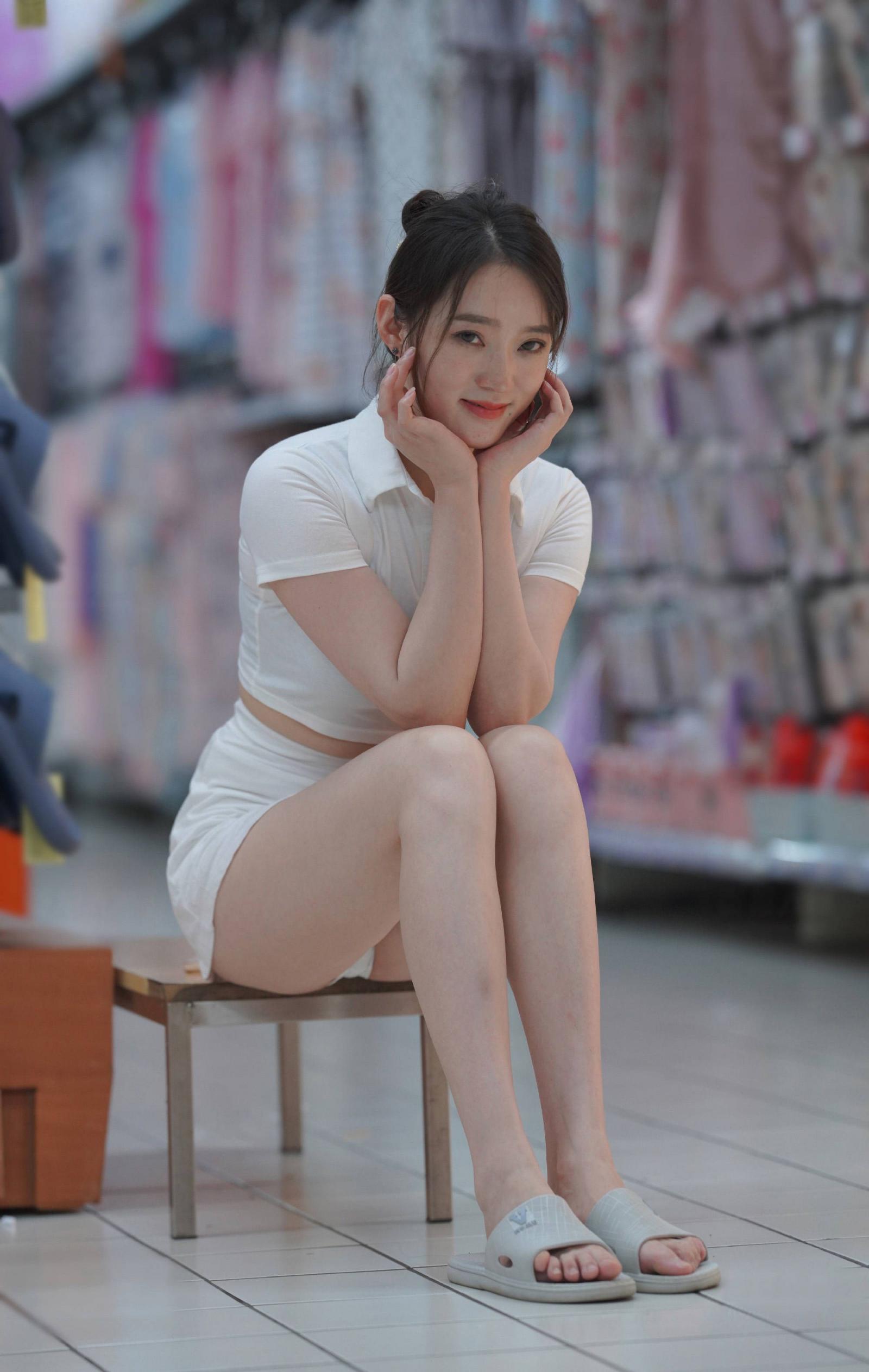 想買什么就買吧，晚上有你爽的[30P]