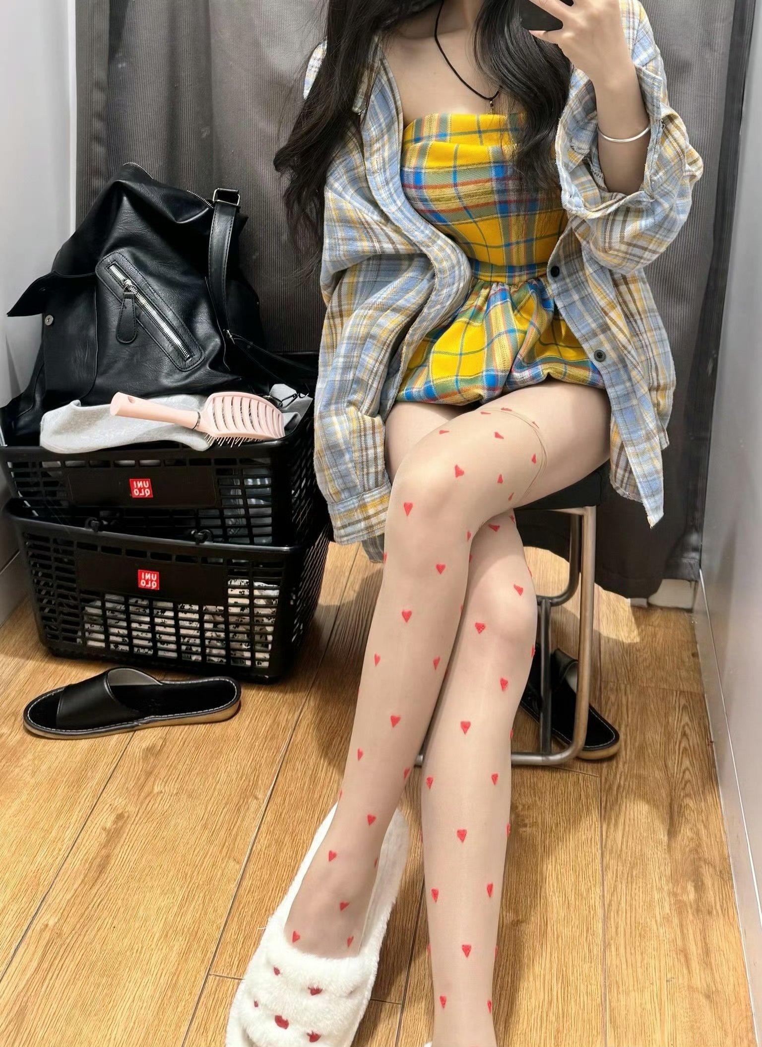 萬千嬌媚美少婦[2025]