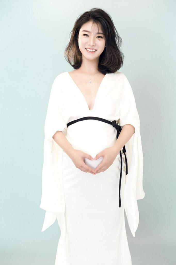 騷騷的孕婦 2025
