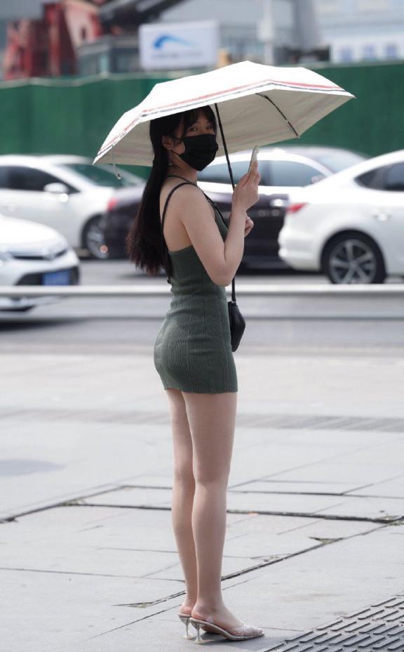 臥槽這腿，我操這腿！