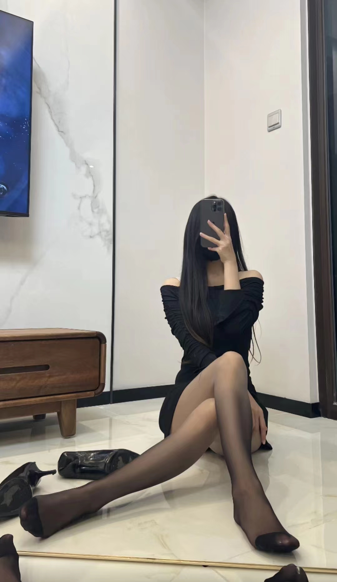 美麗的女人總是會有一雙可人的腳