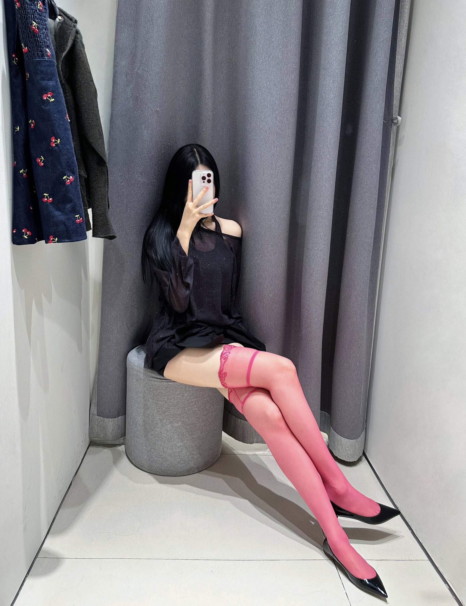 美麗的女人總是會有一雙可人的腳