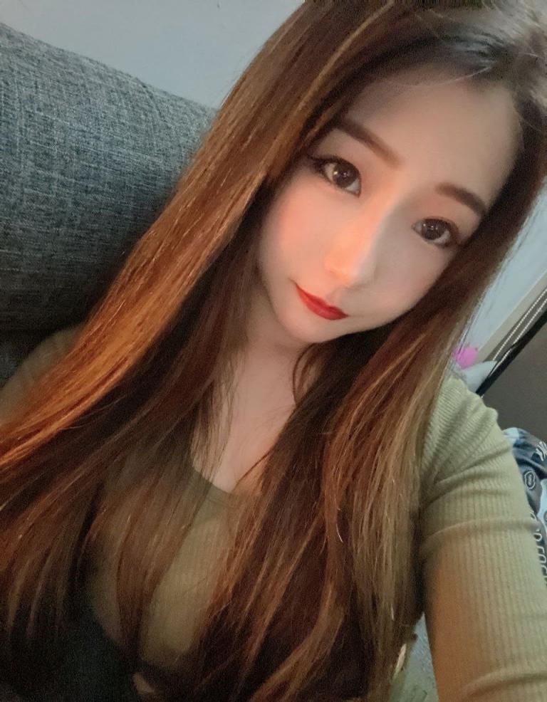 [小母狗] 發騷的小母狗 [100P]