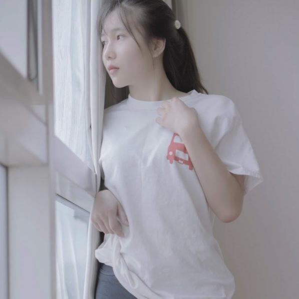 漂亮美麗性感的蘿莉小姐姐